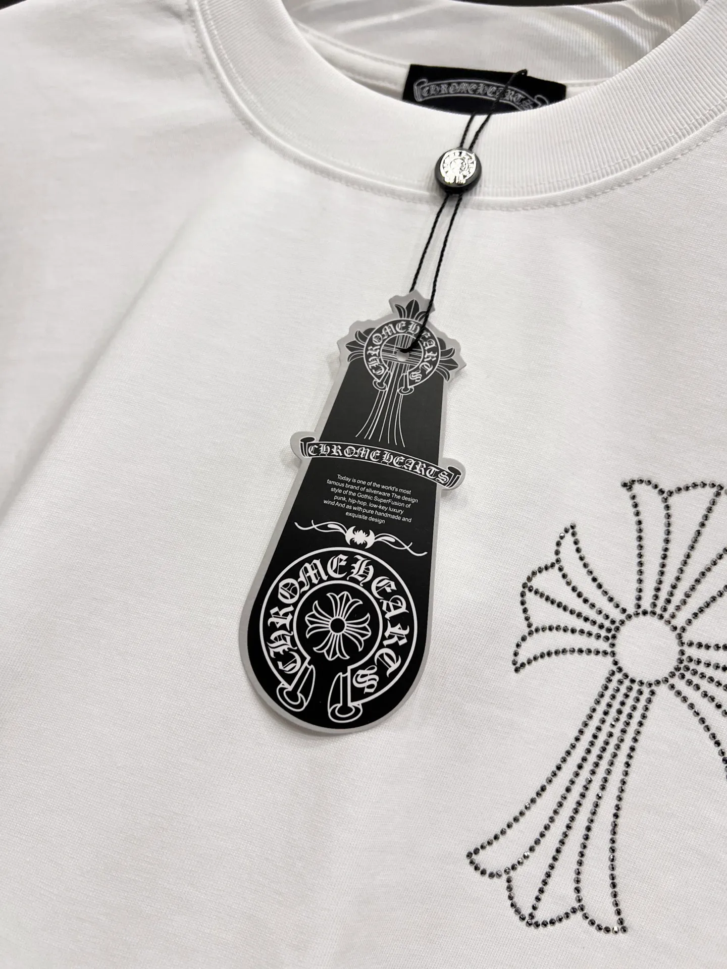 🅿️190 CH Crowe 2025 Autumn and Winter New Short-sleeved T-shirt Cross Middle Eastern Australian Diamonds Raindrop Meteor Shower Design Craftsmanship The real thing is great🔥Same style for men and women Loose version Size S M L XL XXL Five sizes Black White